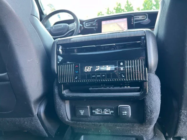 Used 2022 White Jeep Series II image 36