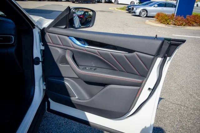 New 2024 Bianco Maserati GT Ultima Loaded, AWD, Ferrari Engine, Brand New image 30