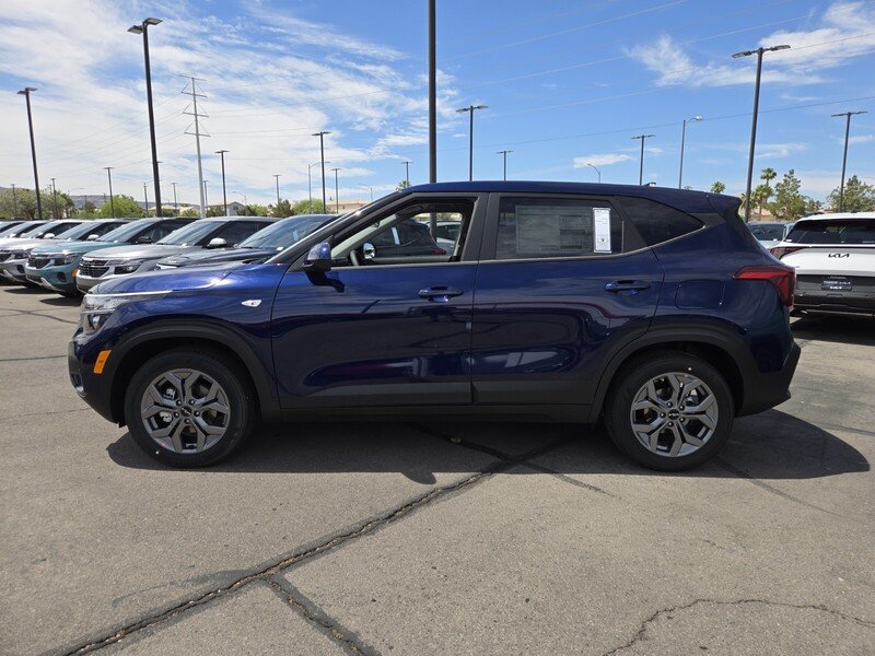 New 2026 Dark Ocean Blue Kia LX image 4