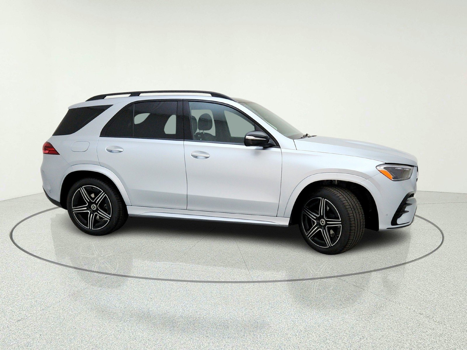 New 2026 Cirrus Silver Metallic Mercedes-Benz GLE 350 SUV image 6