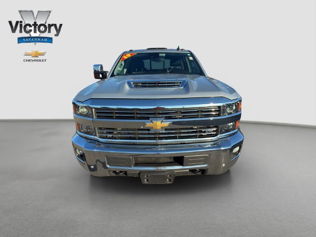 Used 2019 Chevrolet Silverado 3500HD LTZ with VIN 1GC4KXEY8KF145631 for sale in Kansas City