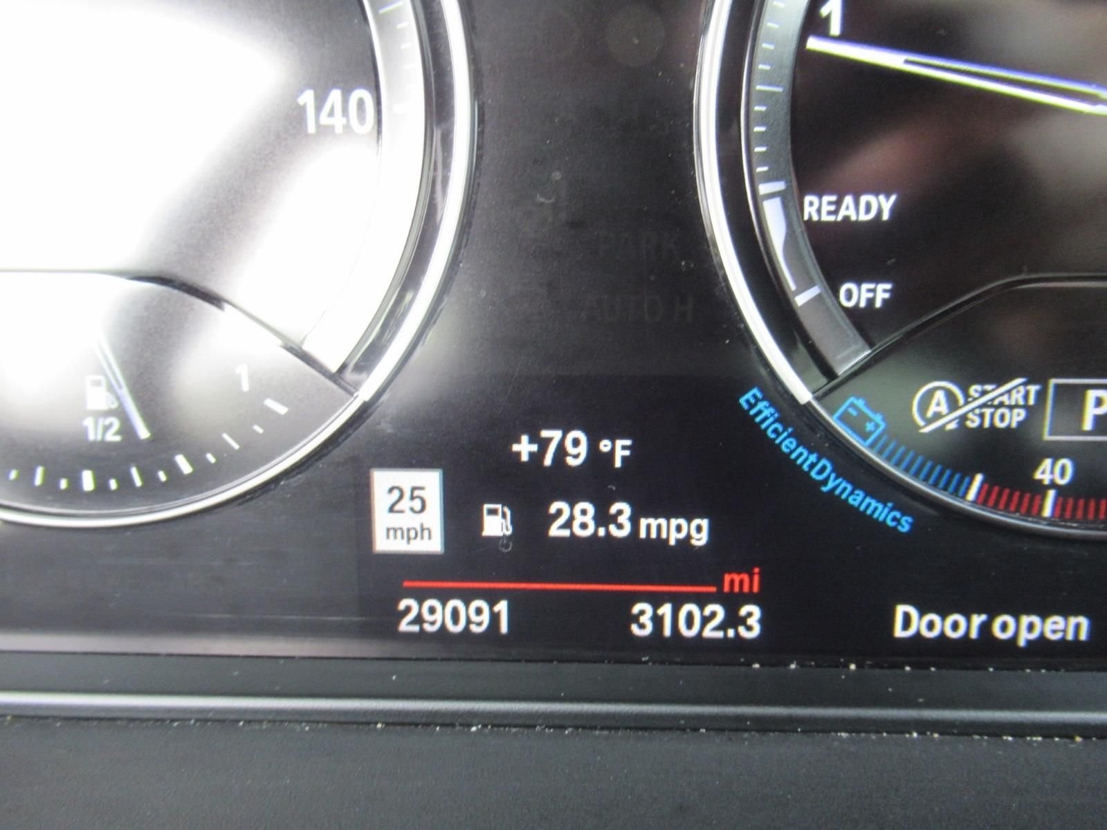Used 2022 Gray BMW sDrive28i image 26