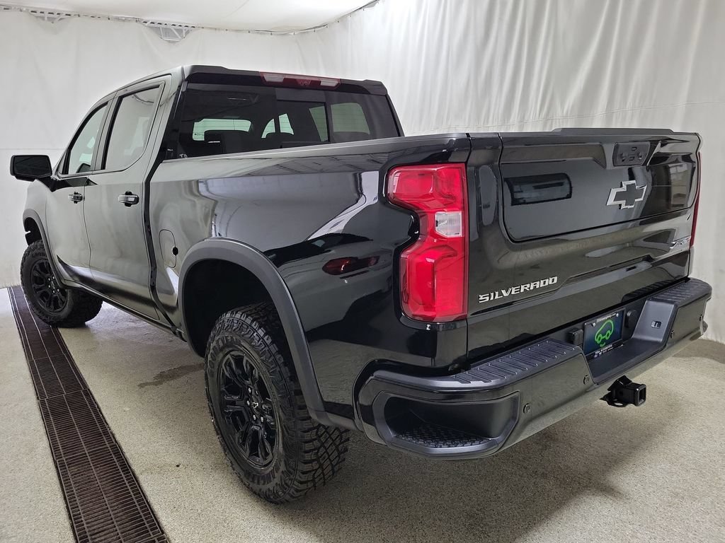 2026 Chevrolet Silverado 1500 ZR2 - Photo 8