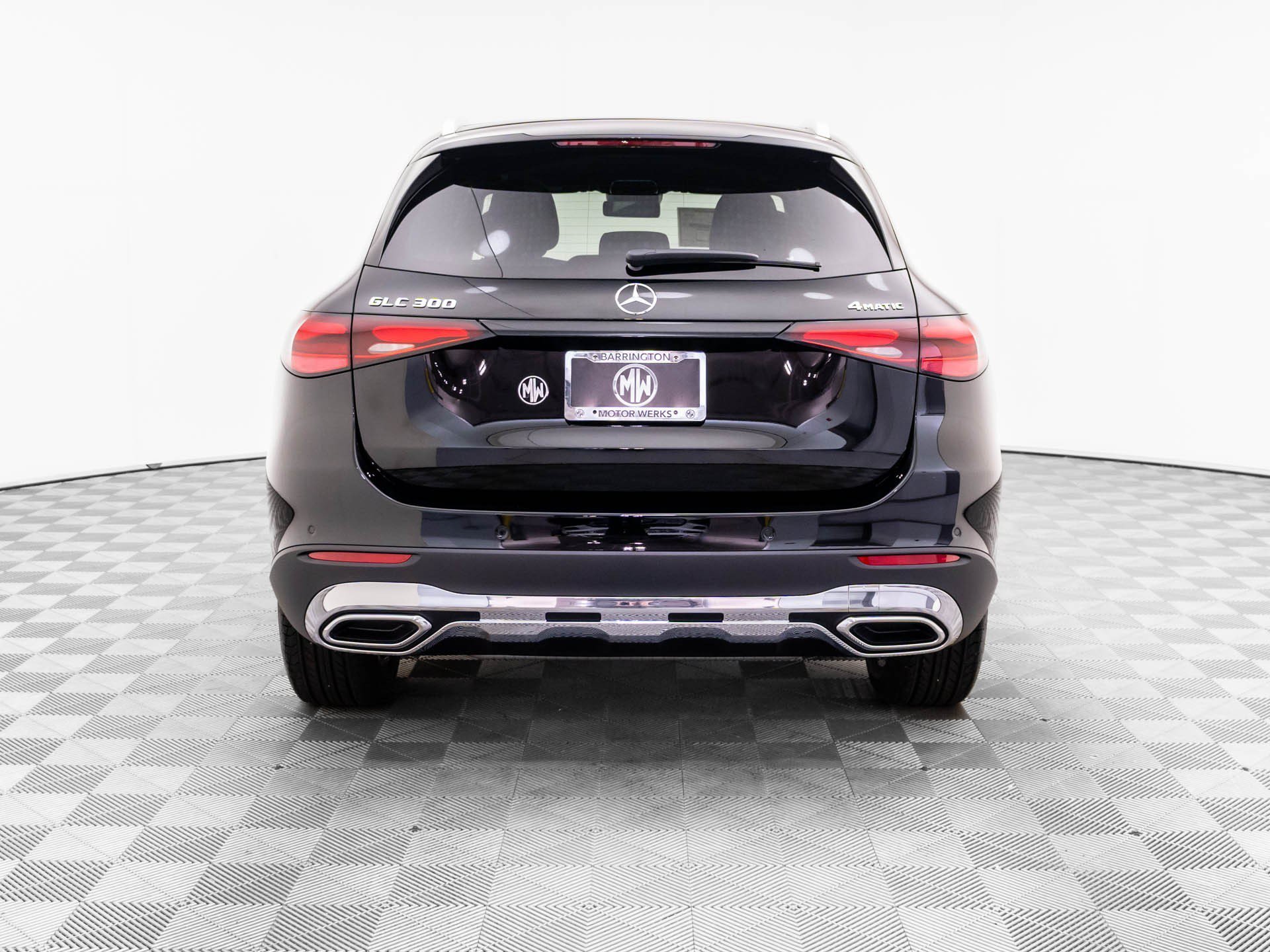 Used 2026 Black Mercedes-Benz GLC 300 image 5