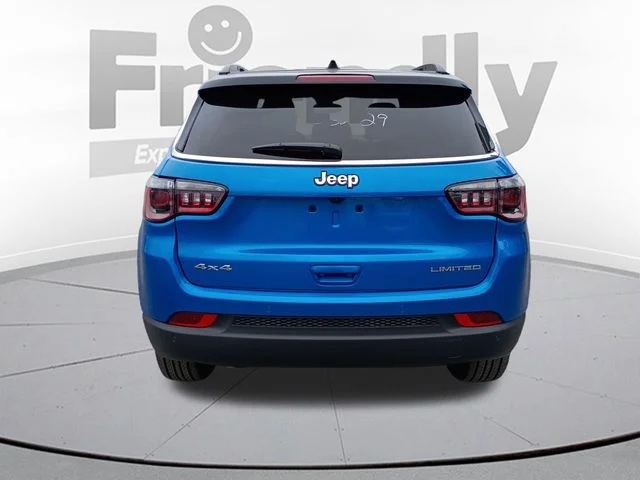 New 2026 Hydro Blue Pearl-Coat Exterior Paint Jeep Limited image 6