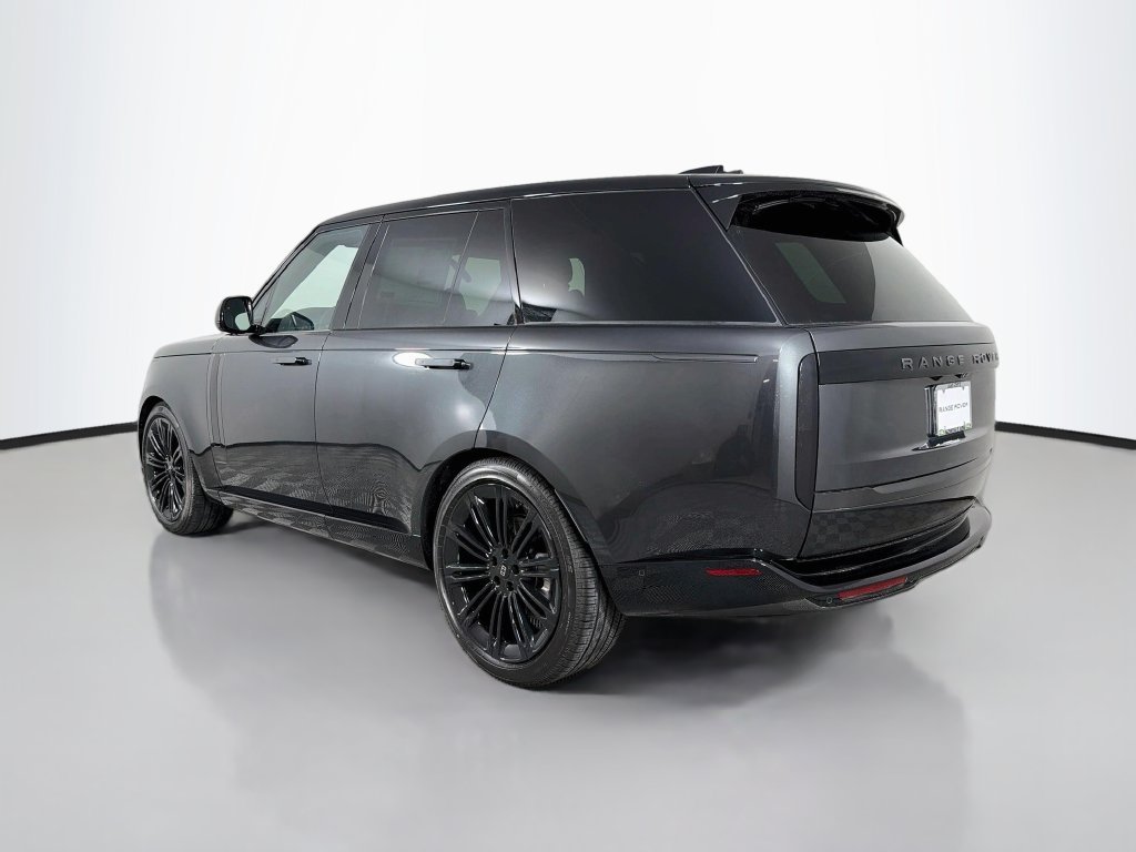 New 2027 Carpathian Grey Land Rover SE image 7
