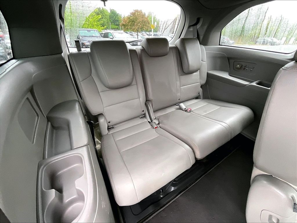 Used 2015 Gray Honda EX-L image 17