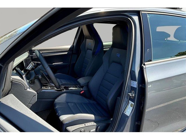 New 2026 Graphite Gray Metallic Volkswagen 2.0T image 22