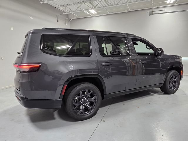 New 2026 Baltic-Gray Metallic Clear-Coat Exterior Paint Jeep Limited Altitude image 14
