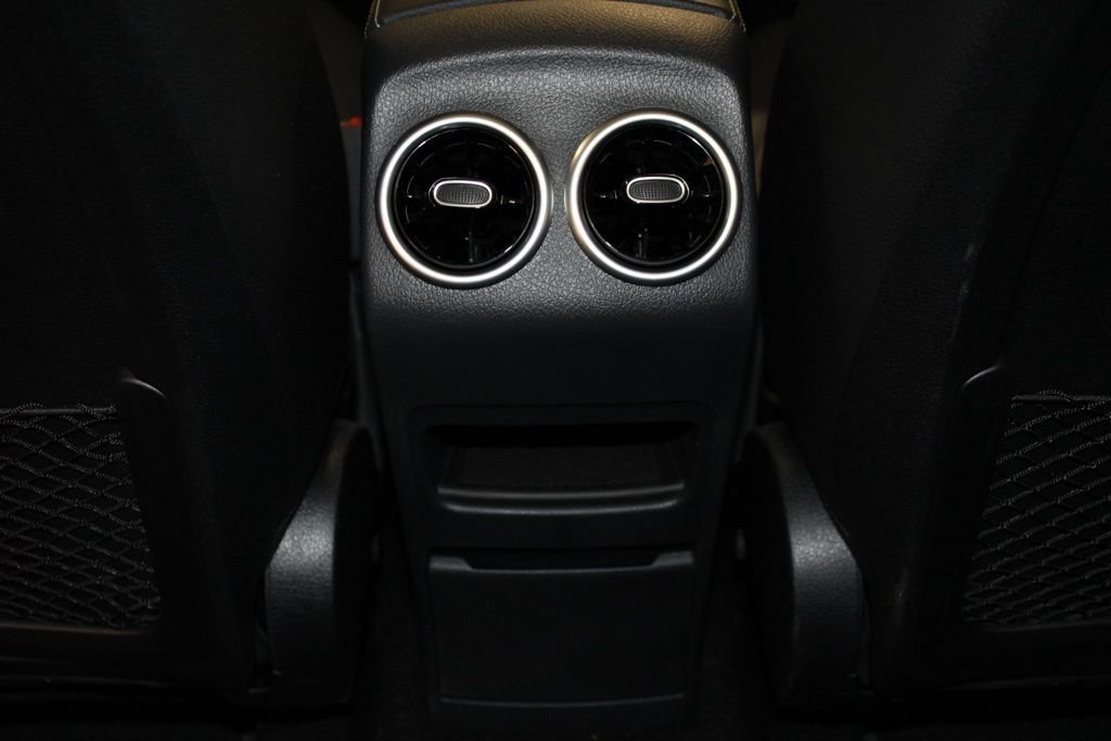 Certified Used 2026  Mercedes-Benz GLB 250 image 29