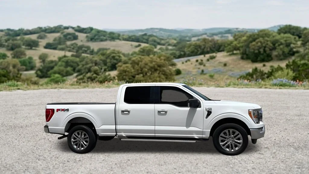 Used 2022 White Ford XLT image 13