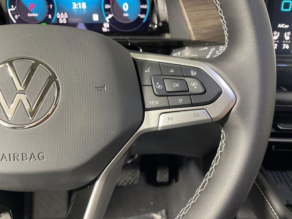 New 2026 White/off-white Volkswagen 2.0T SEL image 14
