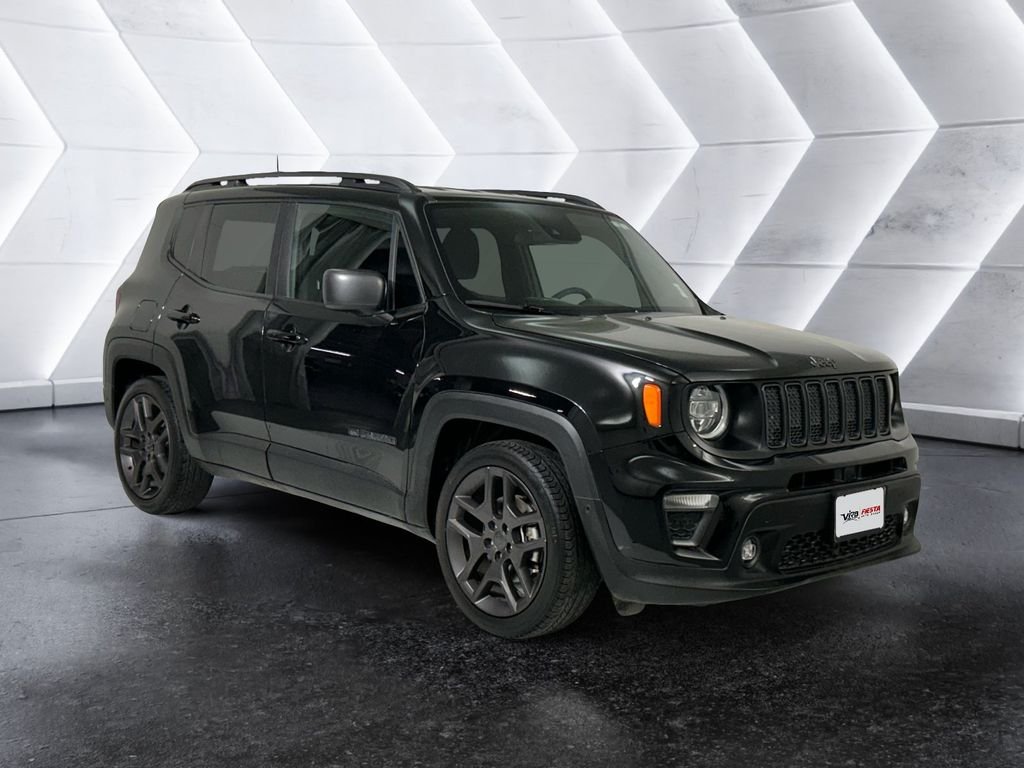 Used 2021 Black Jeep Latitude image 1