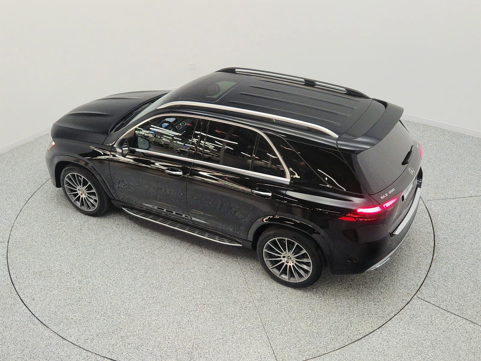 Used 2024 Black Mercedes-Benz GLE 350 4MATIC® SUV image 29
