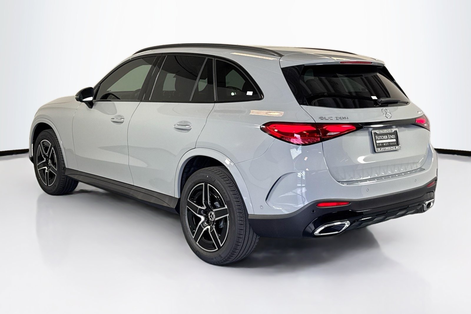 New 2026 MANUFAKTUR Alpine Grey Mercedes-Benz GLC 300 image 7