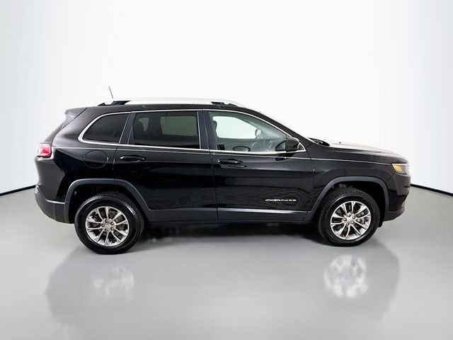 Used 2019 Black Jeep Latitude Plus image 8