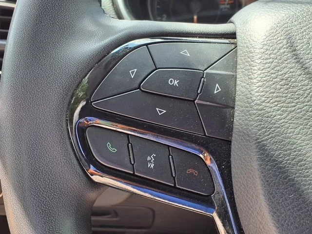 2023 Jeep Cherokee Altitude Lux - Photo 8