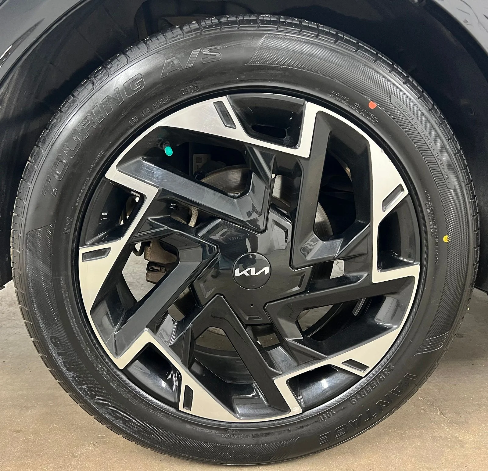 Used 2024 Gray Kia SX-Prestige image 9
