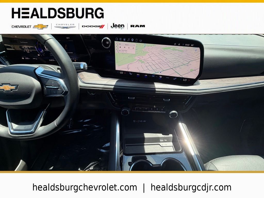 Used 2025 White Chevrolet LT image 20