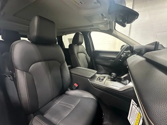 2026 Mazda CX-90 Premium Package - Photo 16