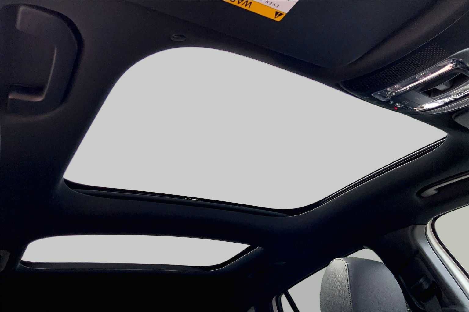 New 2026 Polar White Mercedes-Benz GLA 250 image 11