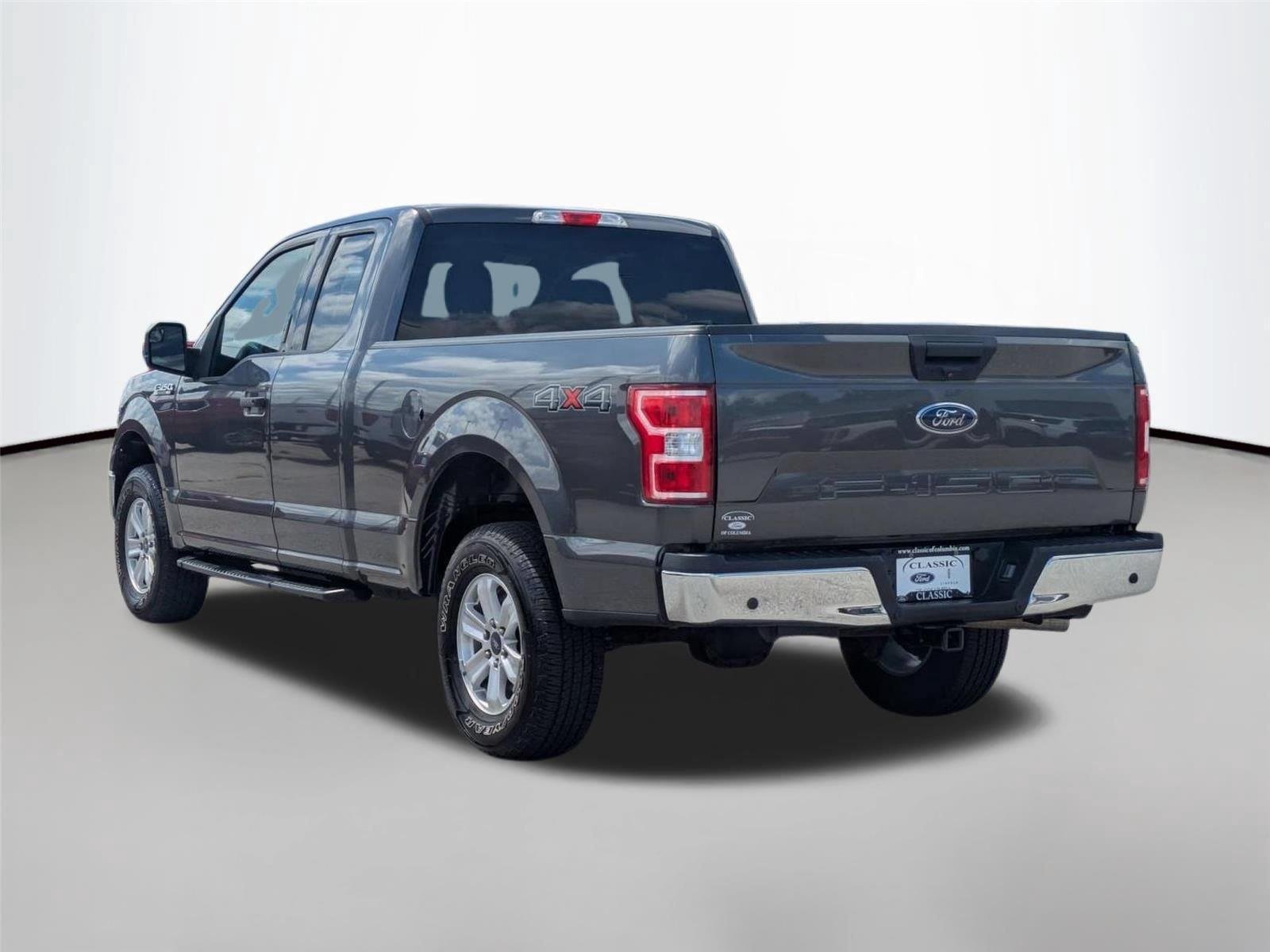 Used 2018 Magnetic Metallic Ford XLT image 7