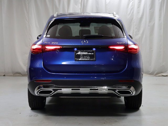 New 2027 Starling Blue Metallic Mercedes-Benz GLC 300 image 34