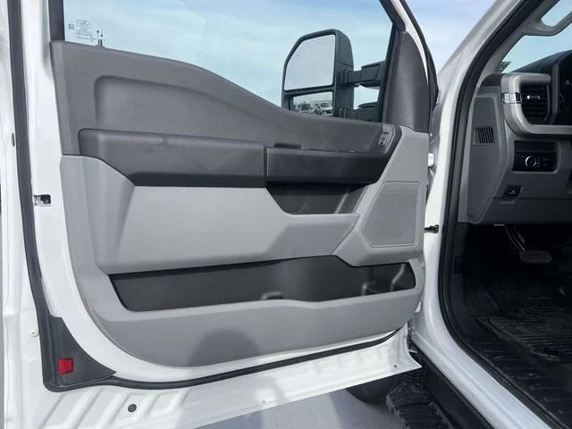 New 2026 Oxford White Ford F-350® XL image 13