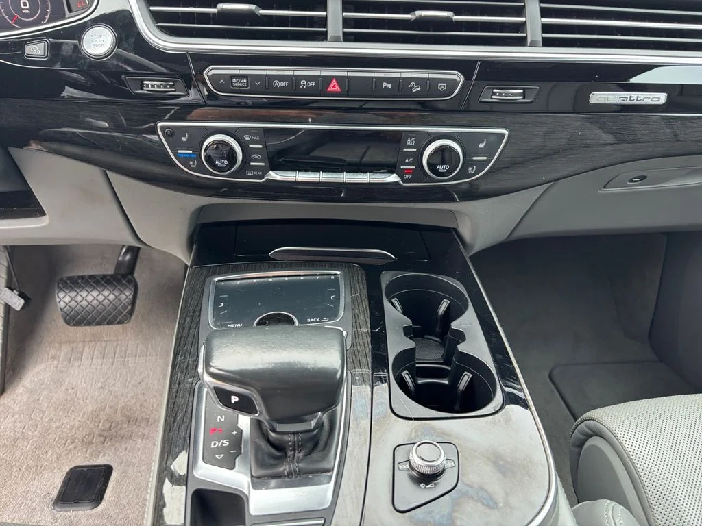 Used 2018 Gray Audi 3.0T Prestige image 12