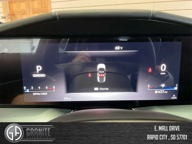 New 2025 Everest White TriCoat Nissan SL image 17