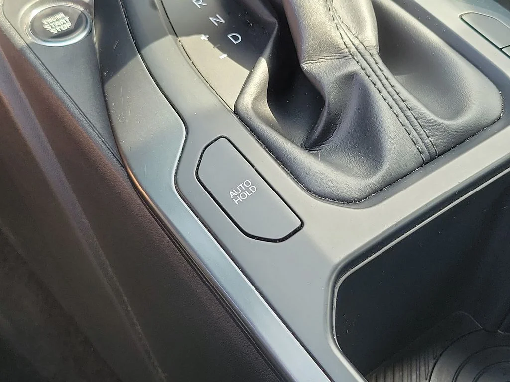 2025 Kia K4 LXS - Photo 32