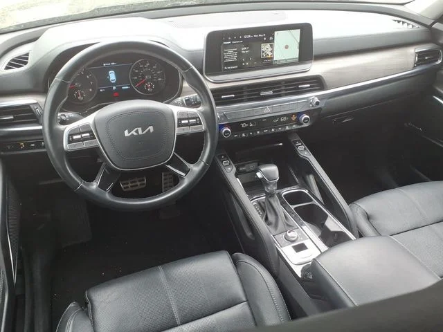 Used 2022  Kia SX image 8