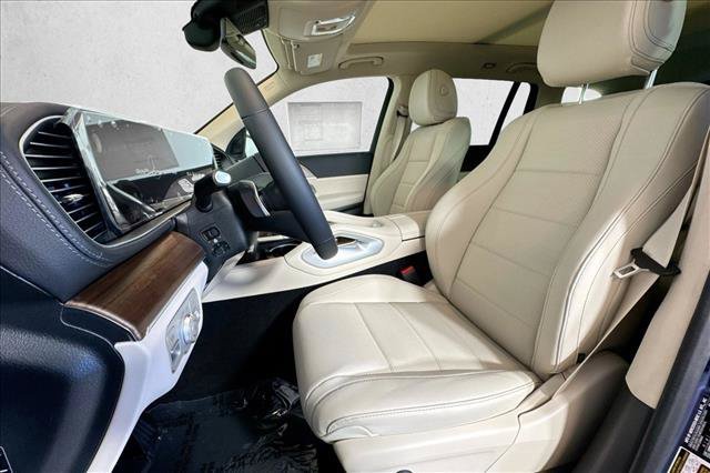 New 2026 Twilight Blue Metallic Mercedes-Benz GLS 450 image 42