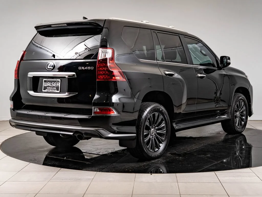 Used 2021 Onyx Black Lexus 460 Premium image 10