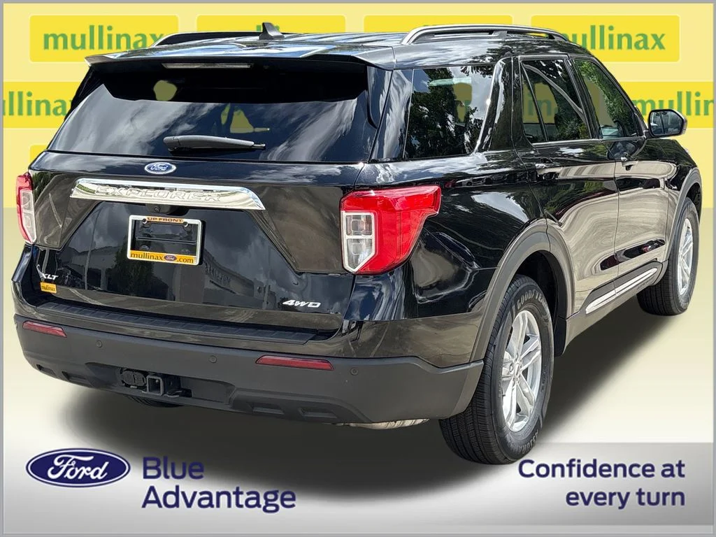 Certified Used 2023 Black Ford XLT image 4