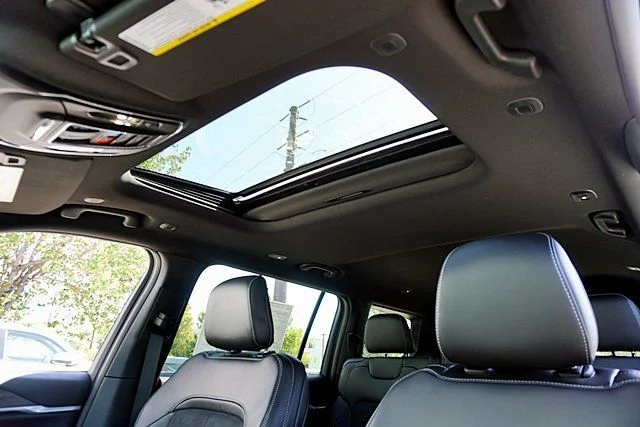 New 2026 Bright White Clearcoat Jeep Altitude image 19