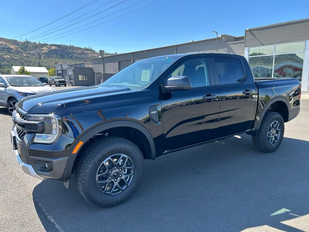 New 2026 Shadow Black Ford XLT image 13