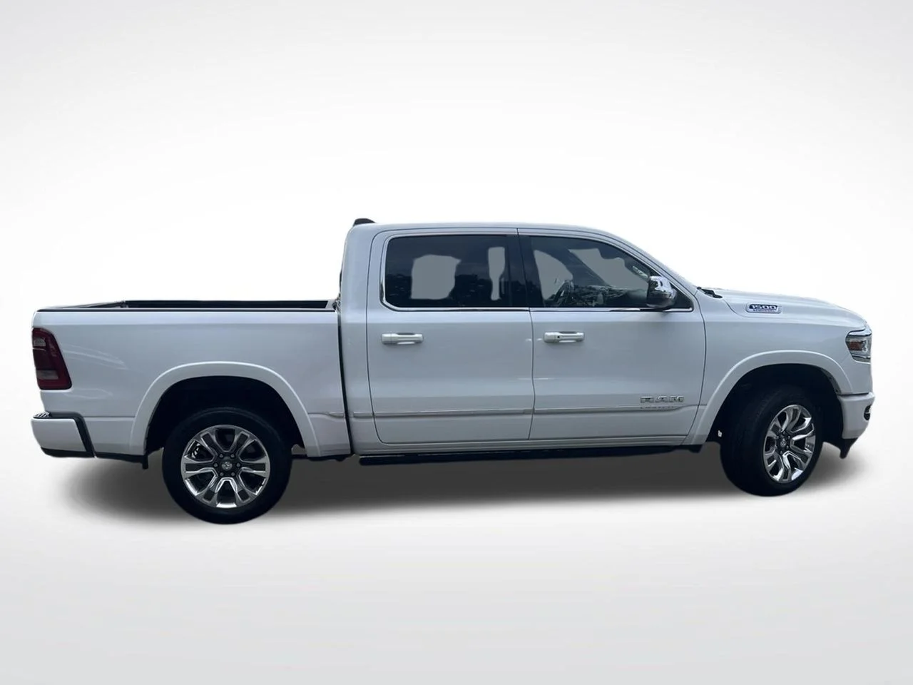 Used 2023 White Ram Limited image 6