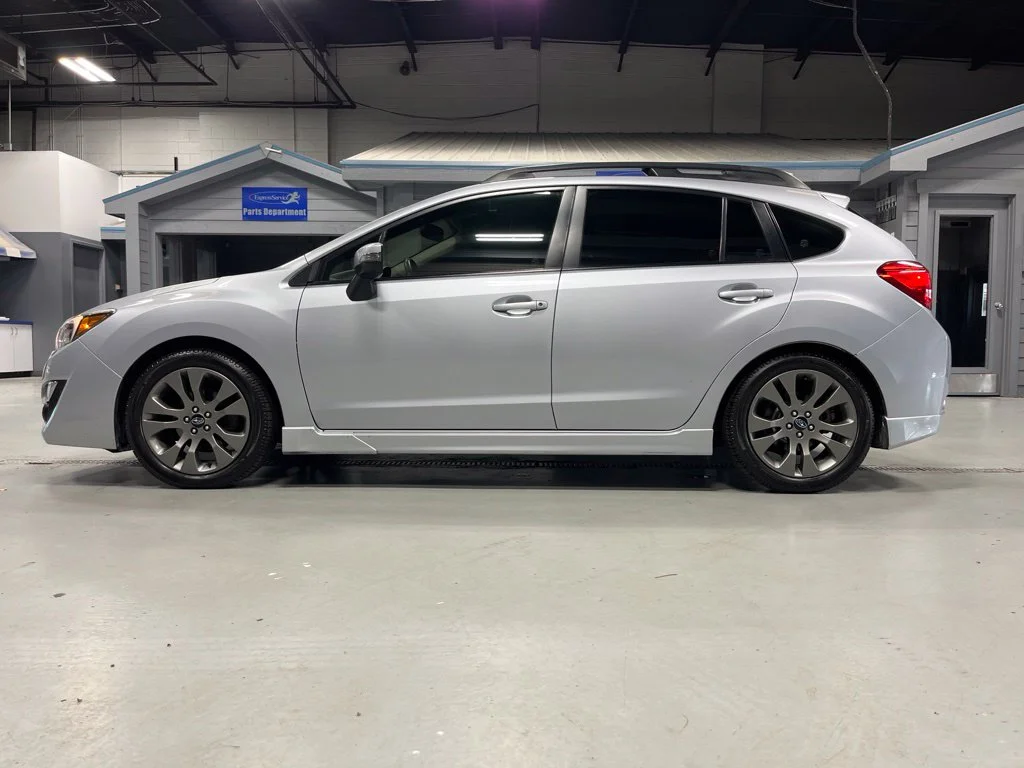 Used 2016 Ice Silver Metallic Subaru 2.0i Sport Premium image 4