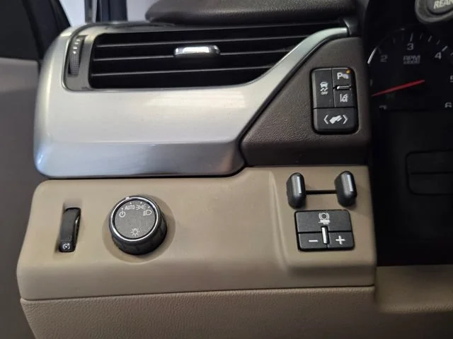 Used 2015 BLACK Chevrolet LT image 30