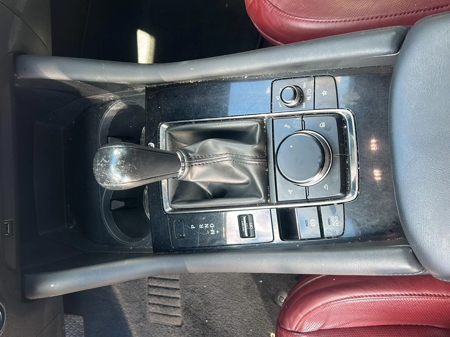 2021 Mazda Mazda3 Premium - Photo 7