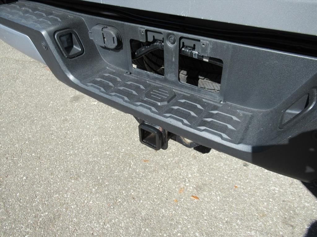 Used 2017 Silver Toyota Limited image 32