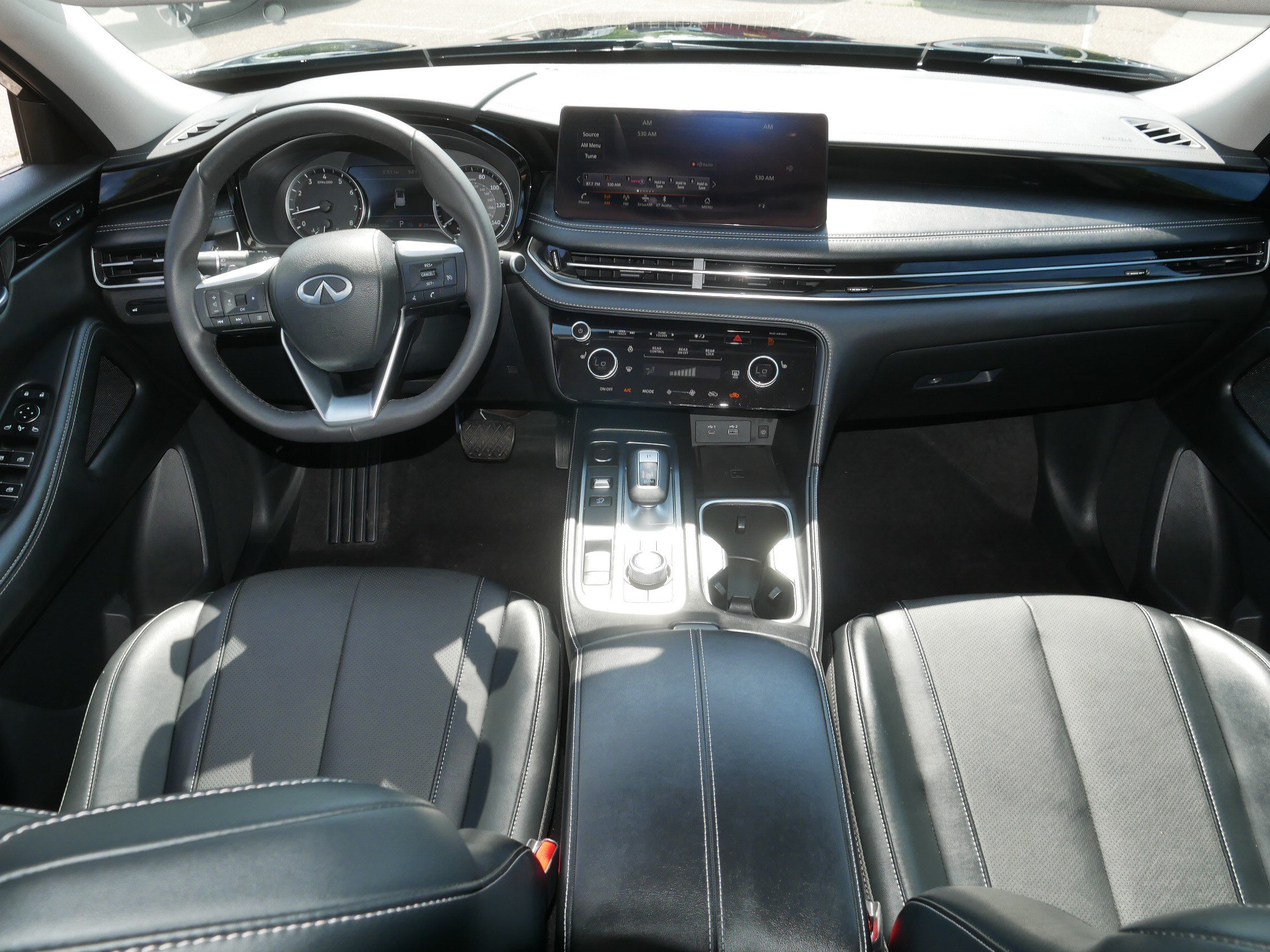 Used 2023 Mineral Black INFINITI PURE image 10