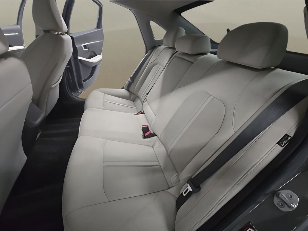 Used 2023 Gray Hyundai SEL image 17