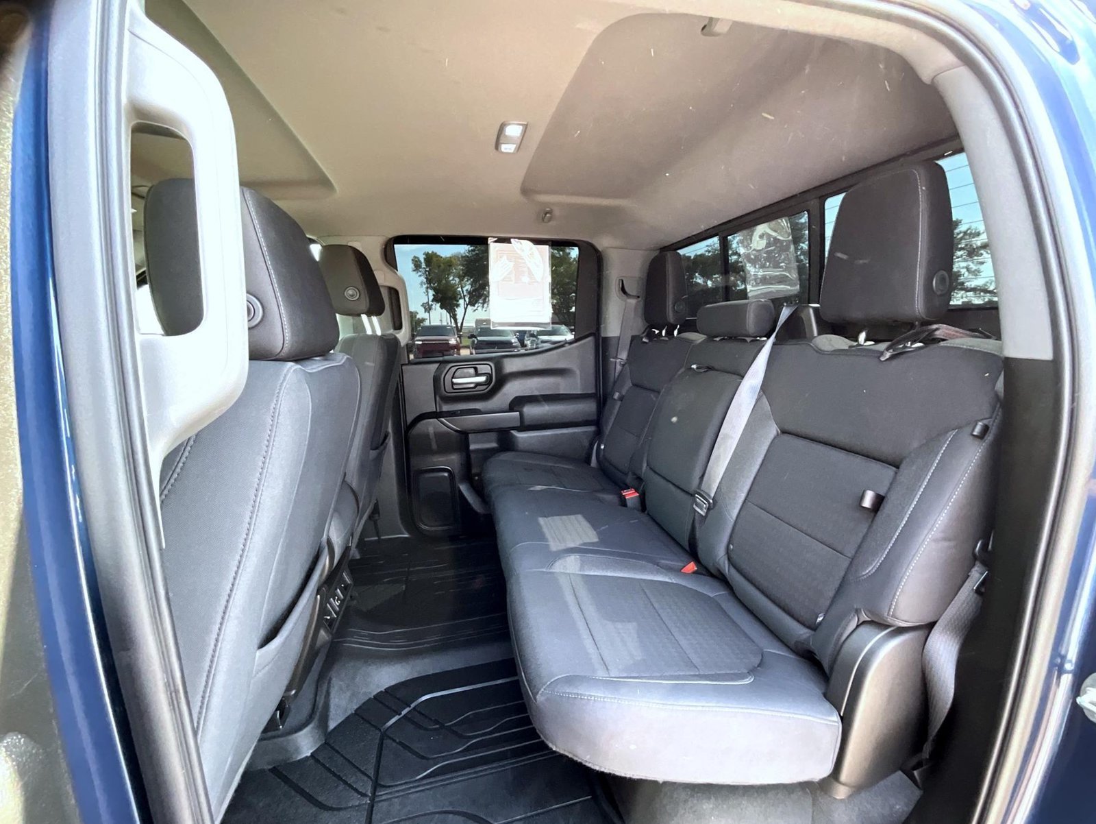 Used 2019 Blue Chevrolet LT image 21
