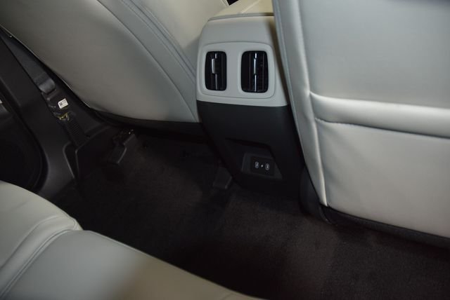 New 2026 White Hyundai SEL Plus AWD image 17
