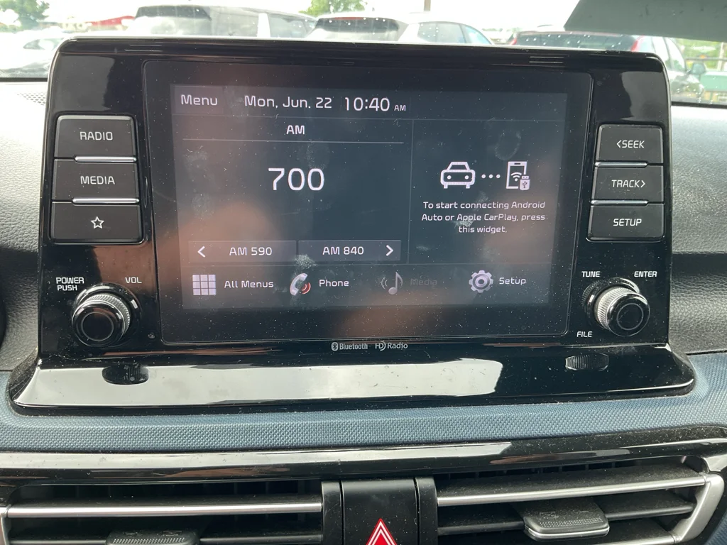 Used 2023 Clear White/Black Roof Kia S image 15