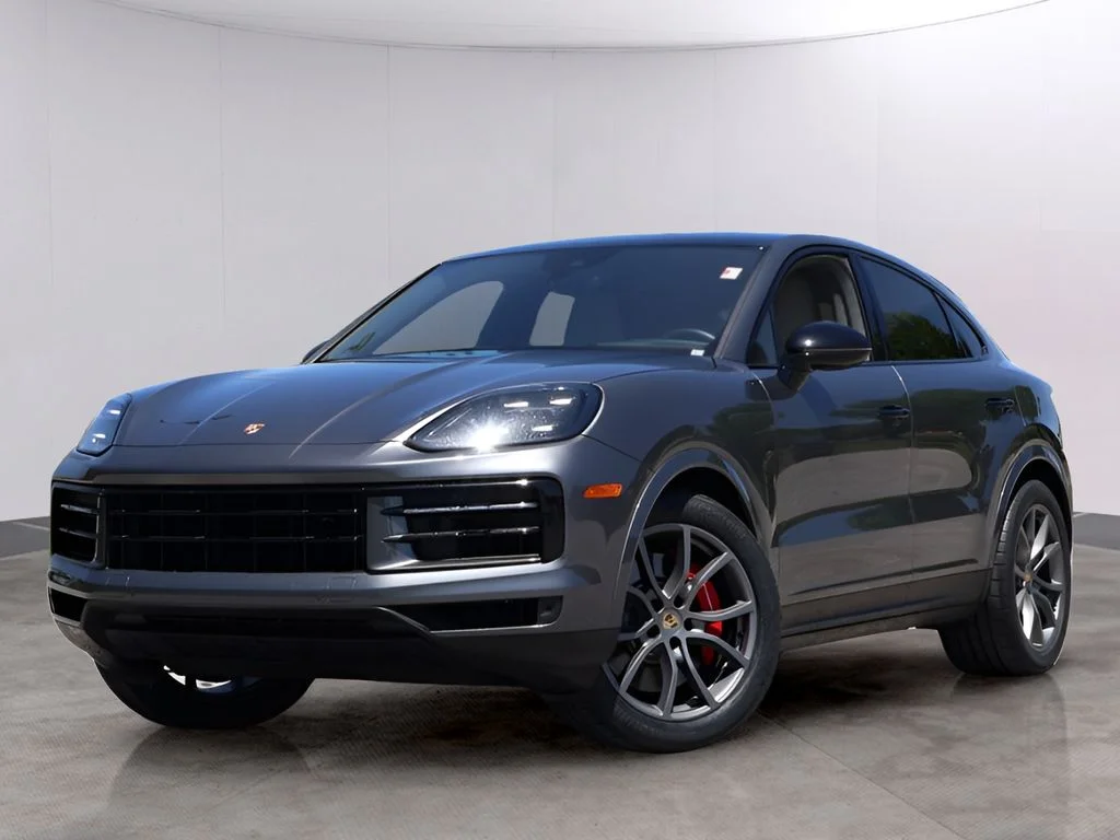 2024 Porsche Cayenne S's photo
