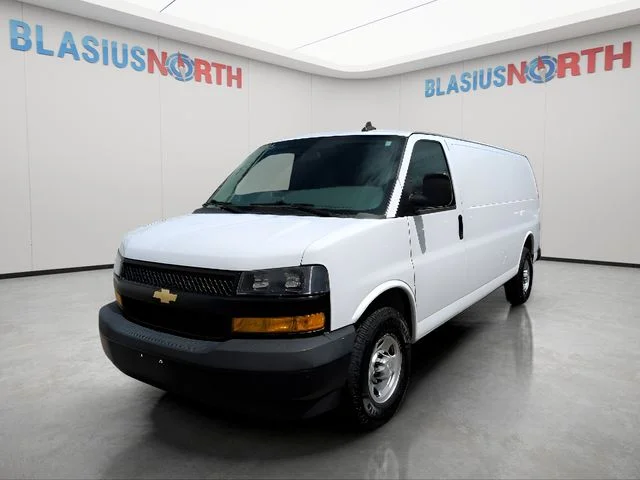 2020 Chevrolet Express 3500 Extended Work Van's photo
