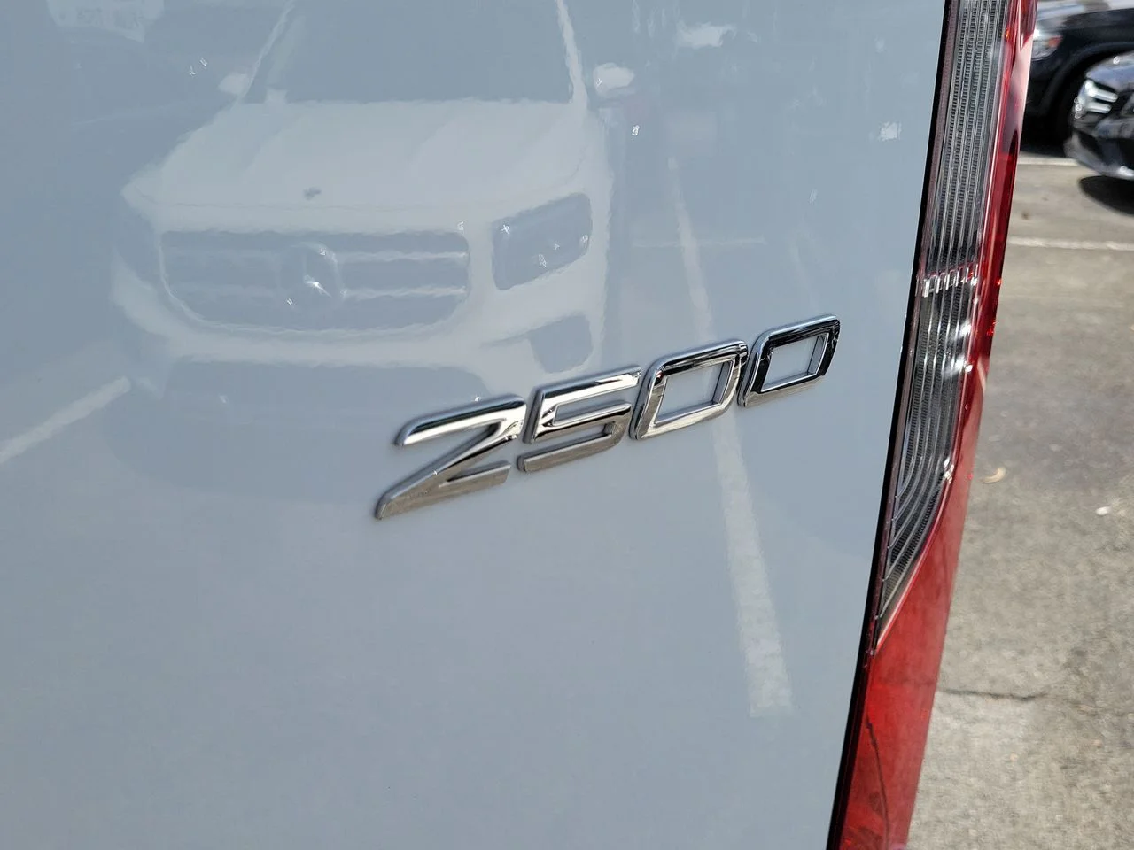Used 2025 White Mercedes-Benz Cargo 144 WB image 8